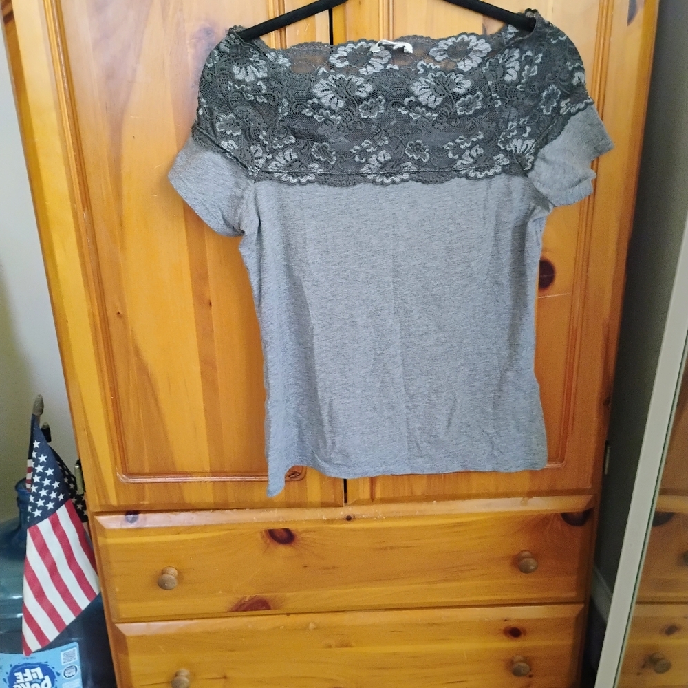 H&M Gray Short Sleeve Top with Dark Gray Lace Yoke